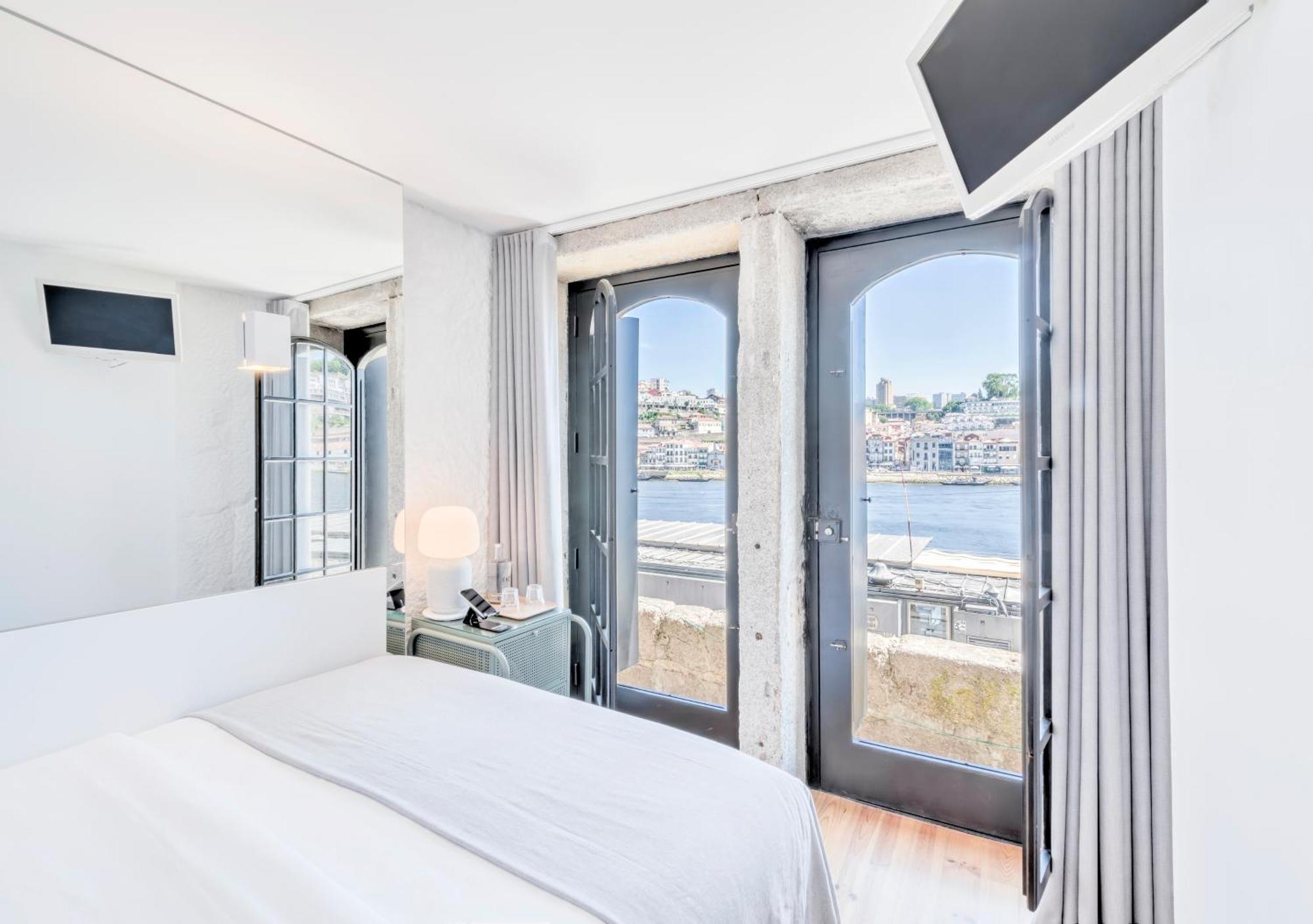 Oporto Street Fonte Taurina - Riverfront Suites (Adults Only) Szoba fotó